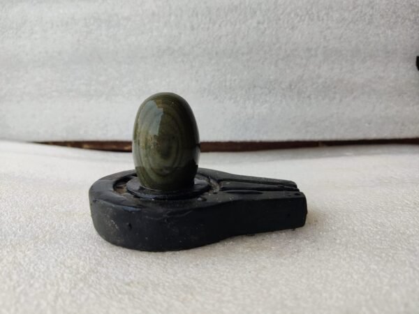 shivling with yoni bass